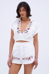 DAY TIME VIBES BUTTON DOWN TOP