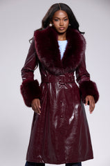 KAYA FUR TRIM TRENCH IN BURGUNDY