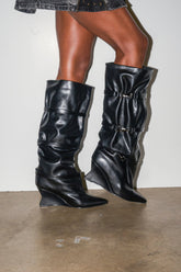 AZALEA WANG KULLERVO BLACK SILVER CLASP DETAIL WEDGE BOOT