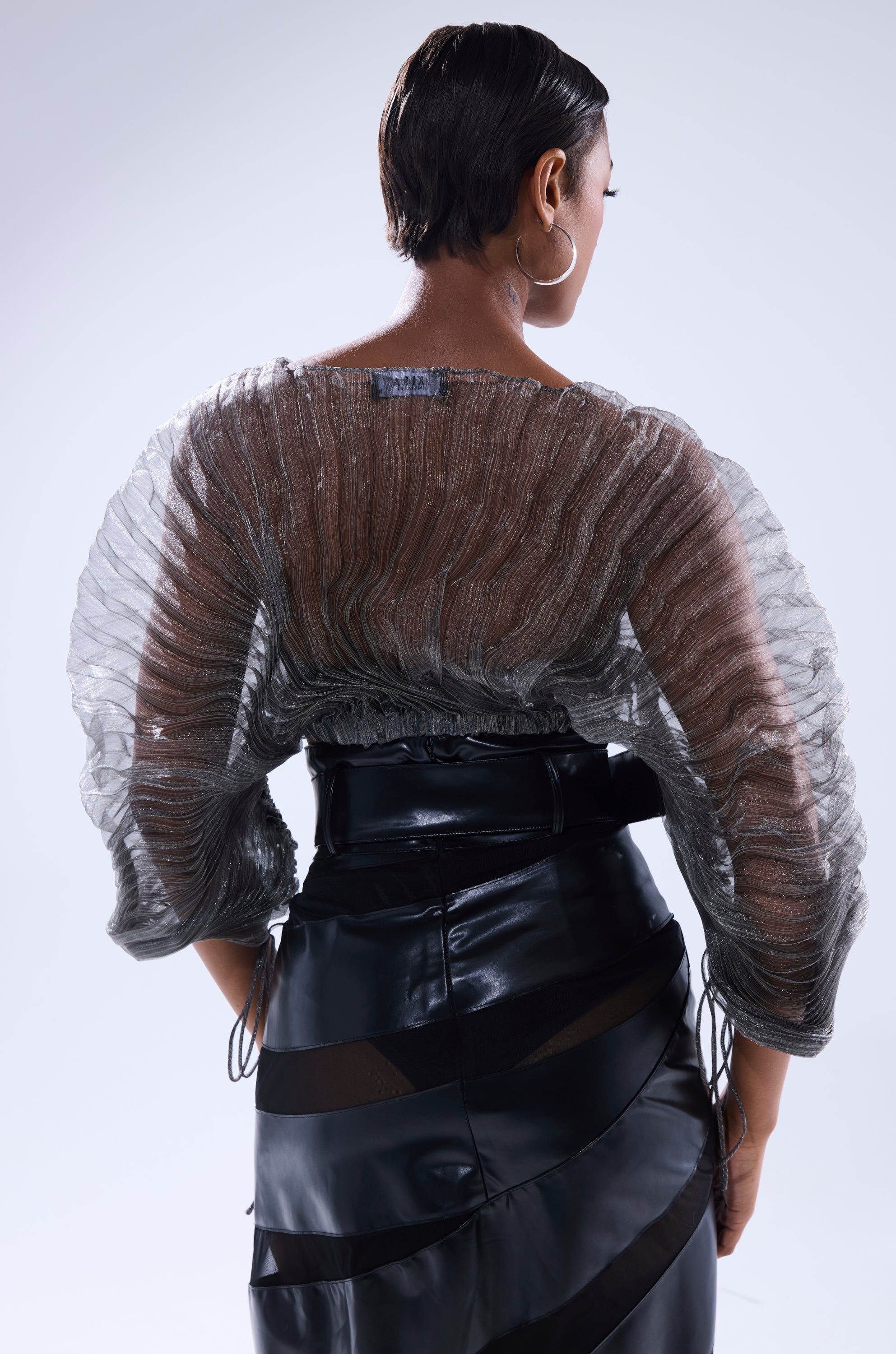 SHEER PLEATED CROP TOP IN GREY