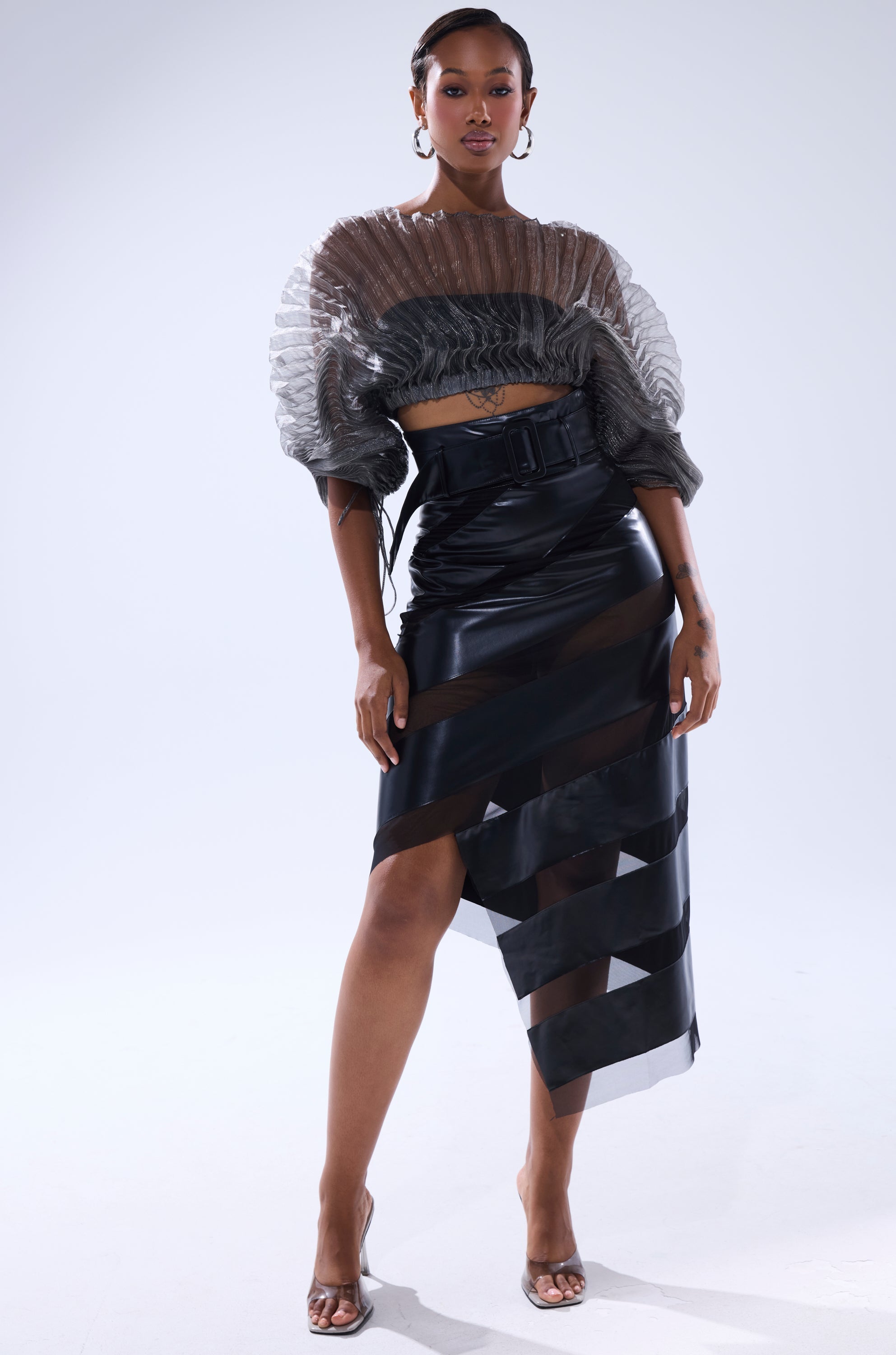 SHEER PLEATED CROP TOP IN GREY