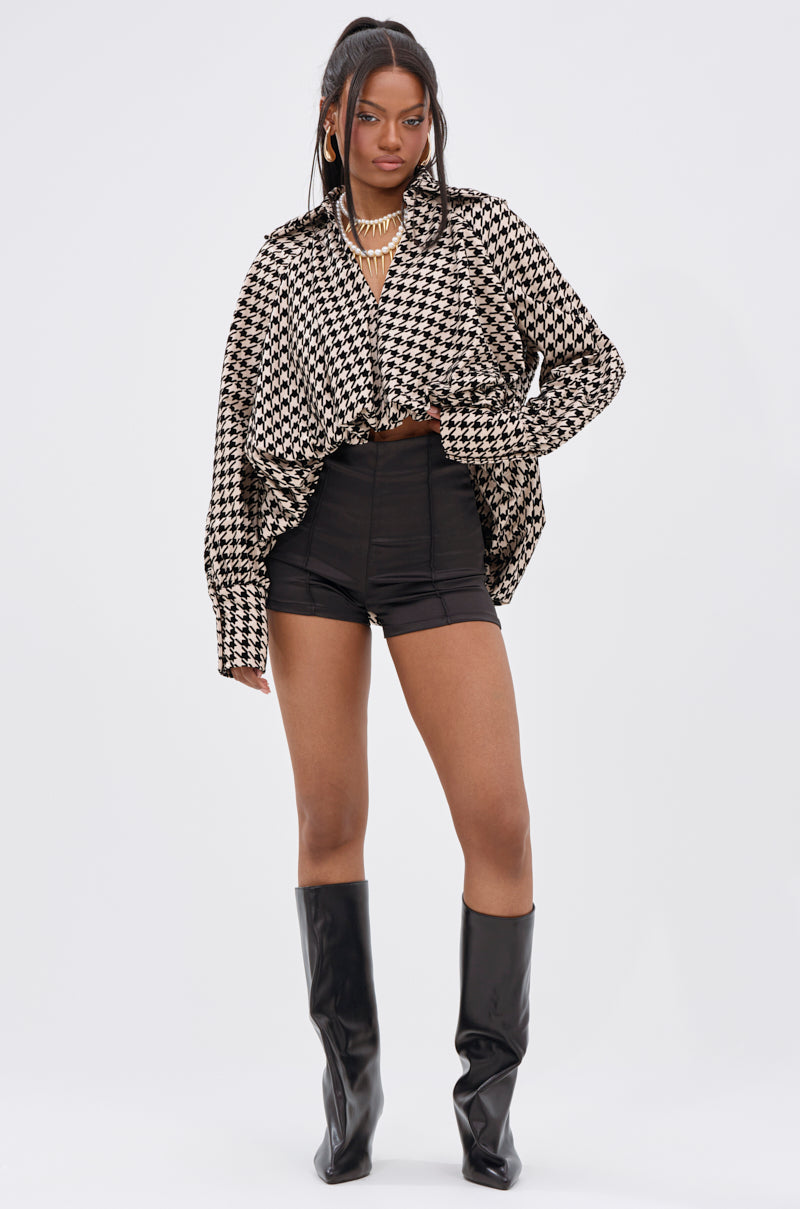 I KNOW WHAT I WANT HOUNDSTOOTH BLOUSE TOP