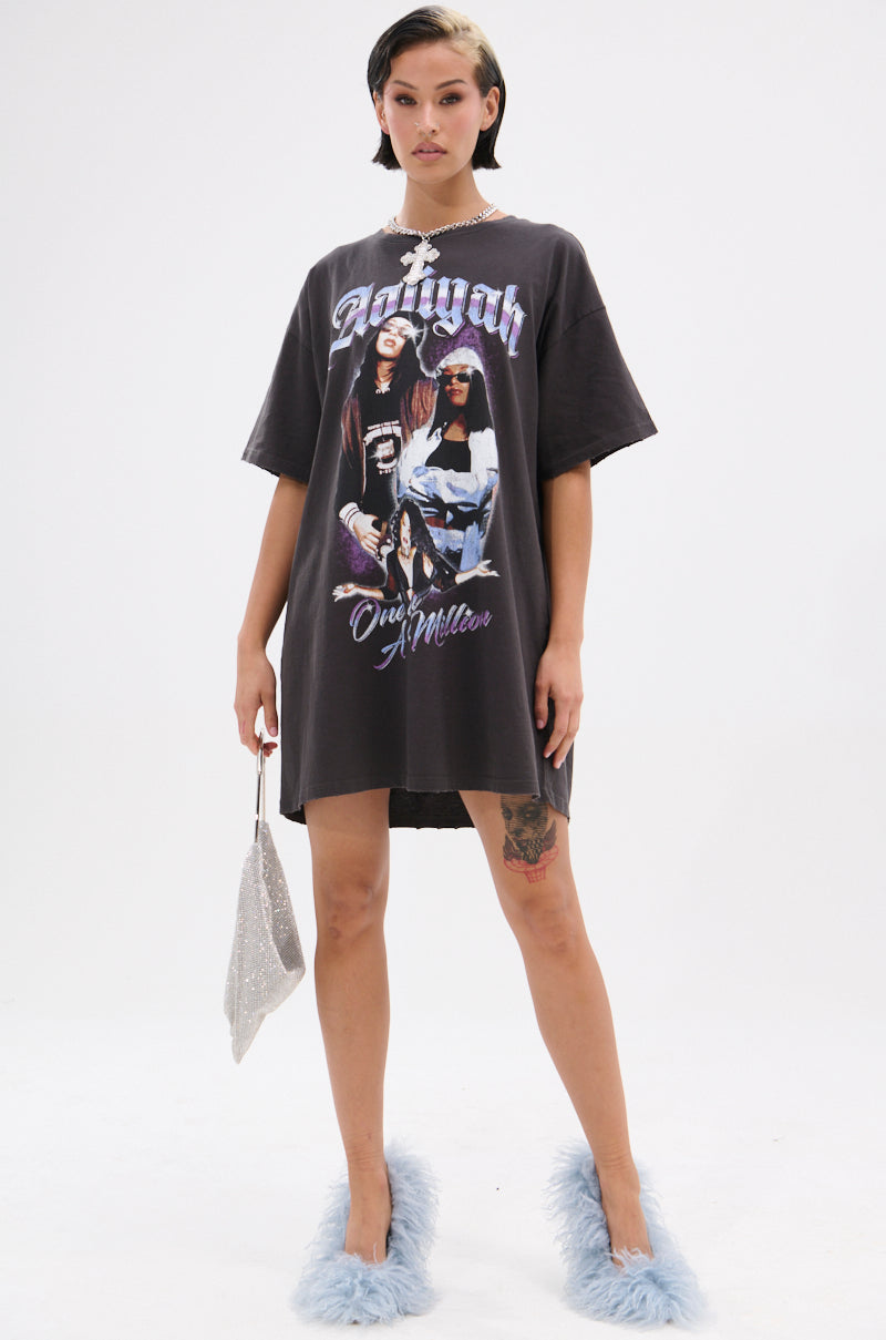 AALIYAH FOREVER GRAPHIC TSHIRT DRESS