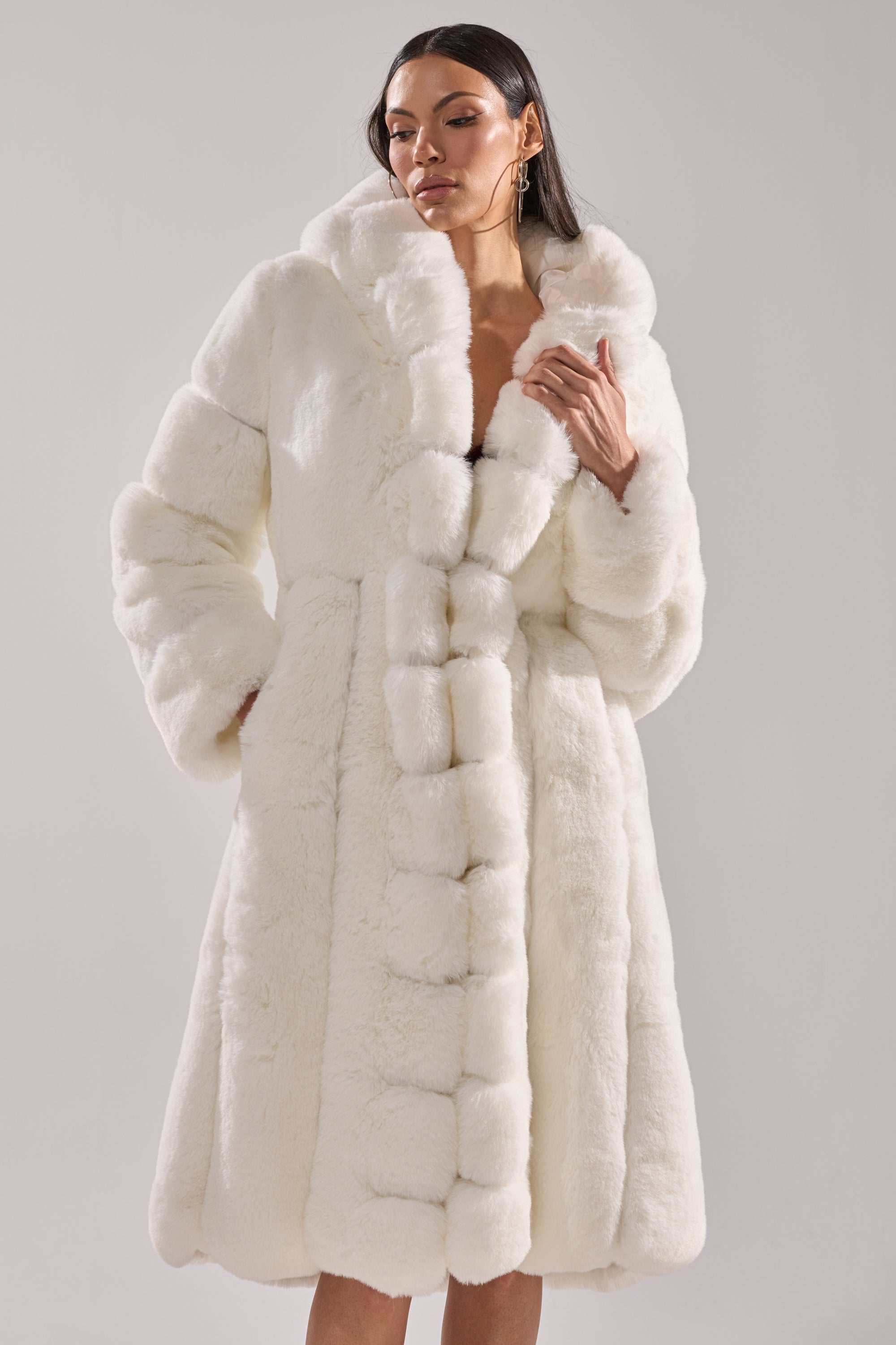 BERLIN HOODED FAUX FUR IN WHITE