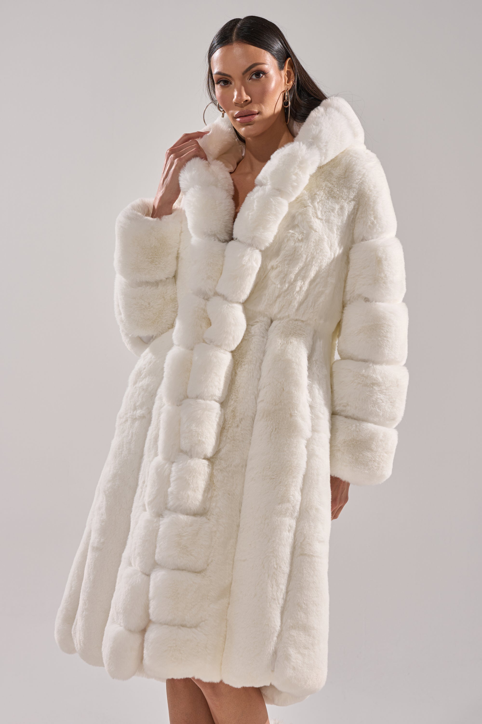 BERLIN HOODED FAUX FUR IN WHITE