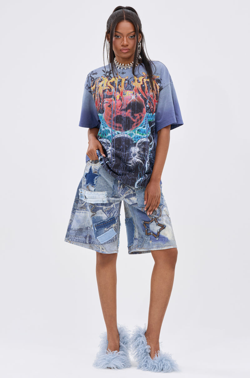 IRREVERENT OVERSIZED GRAPHIC TEE