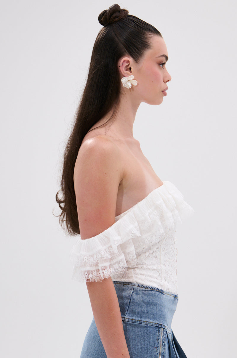 ARIELLE LACE BODYSUIT IN WHITE