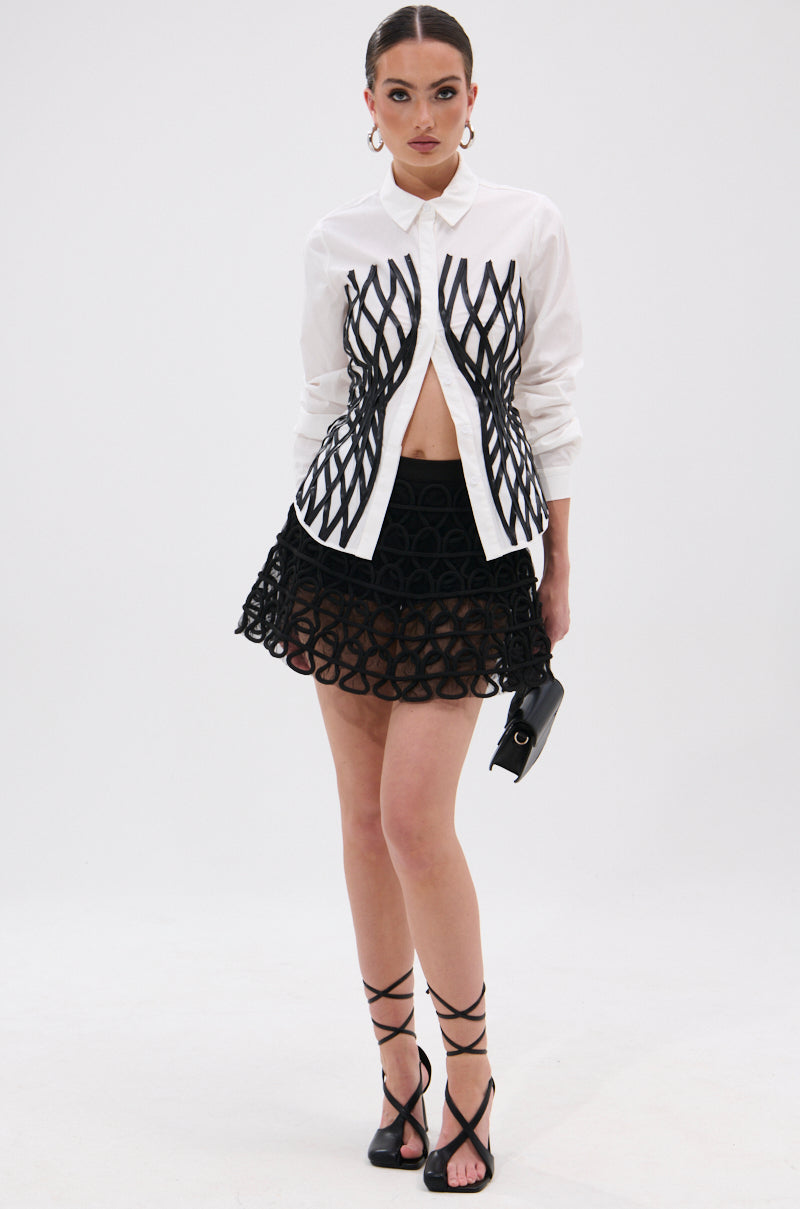 ALL OVER THE PLACE BUTTON DOWN