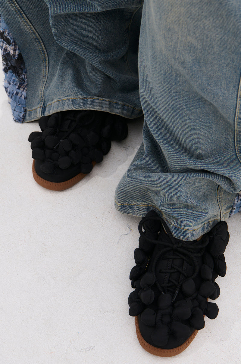 AZALEA WANG GREYI BLACK PUFF FLORAL FLAT SNEAKER