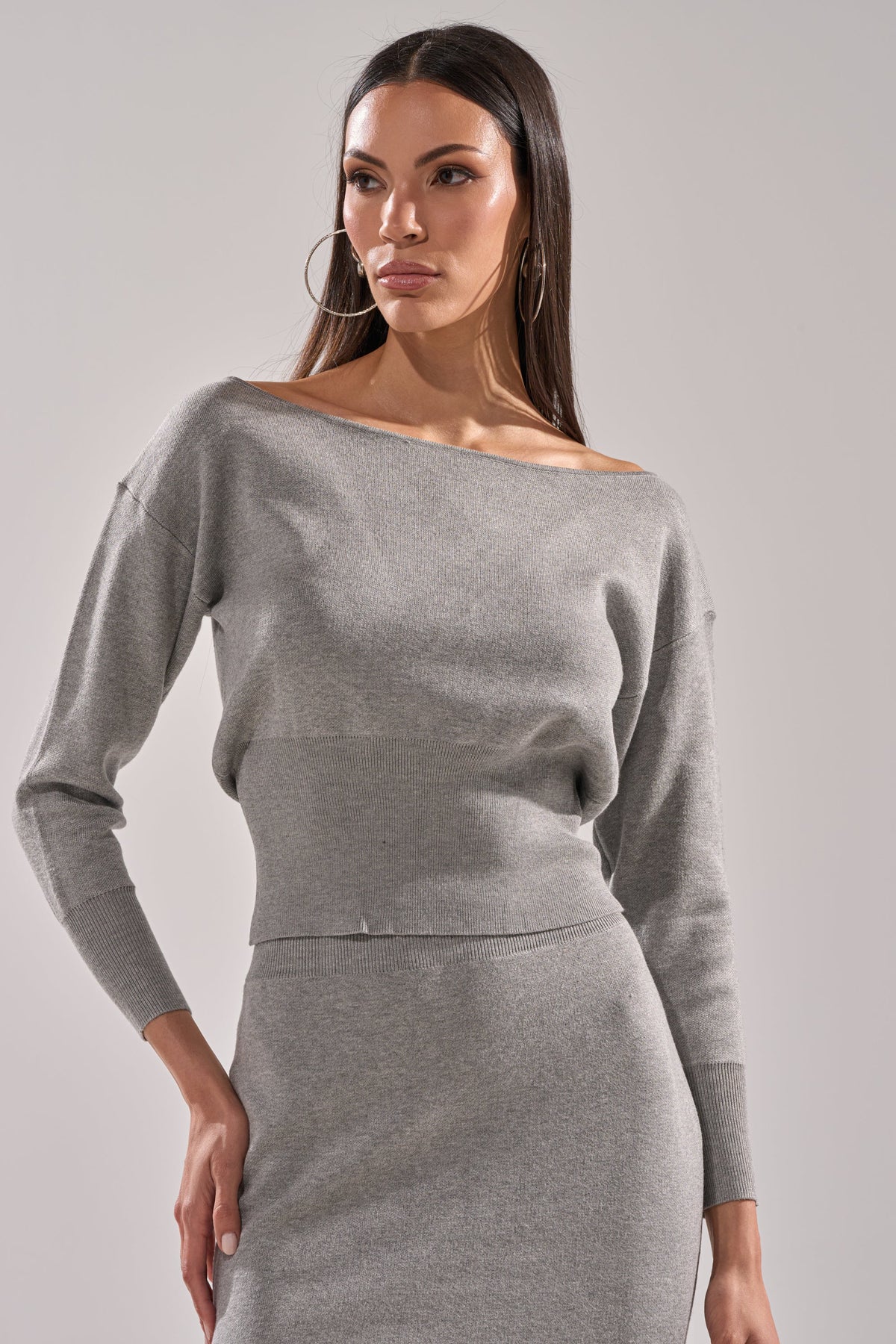 LEXI OFF THE SHOULDER SWEATER