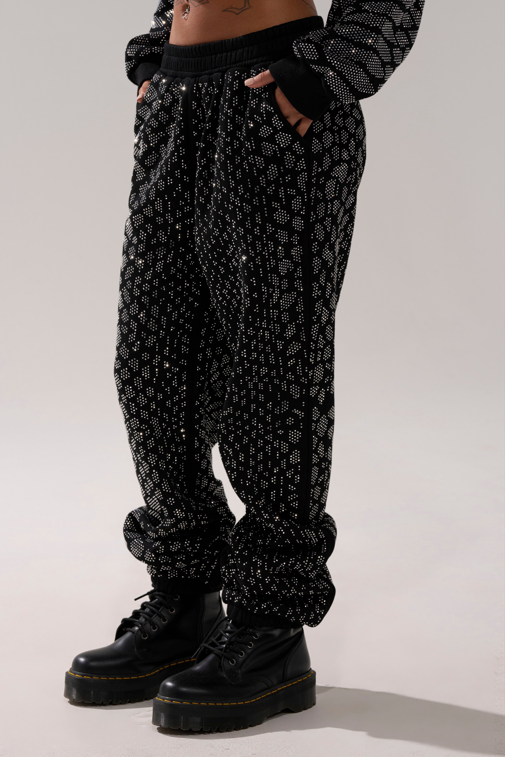 SNEAKY LITTLE SNAKE WIDE LEG JOGGER