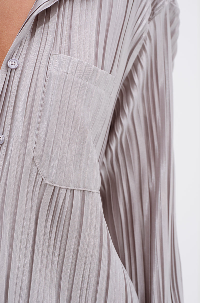 ALIA SLINKY BUTTON DOWN