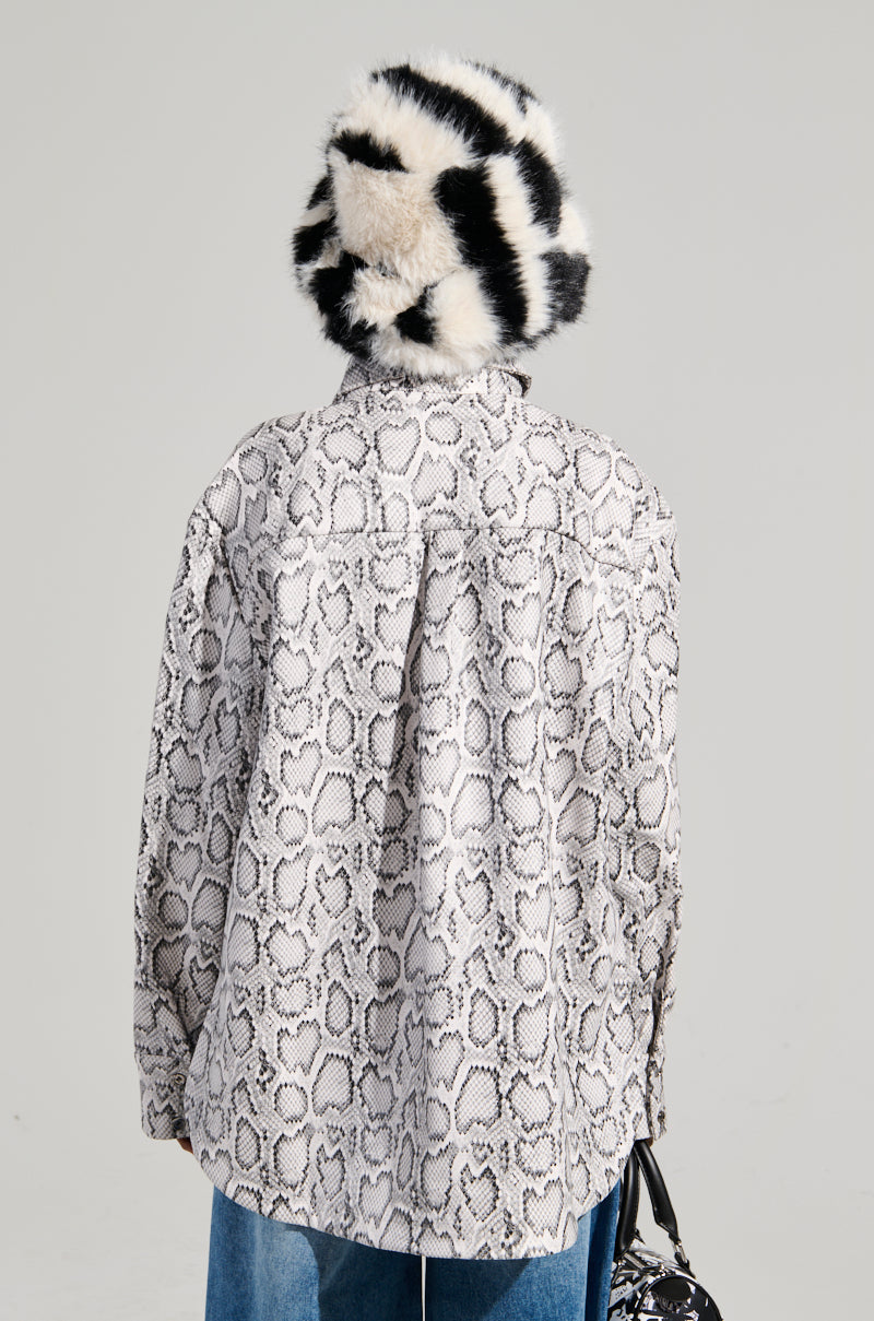 COLD BLOODED BUTTON UP