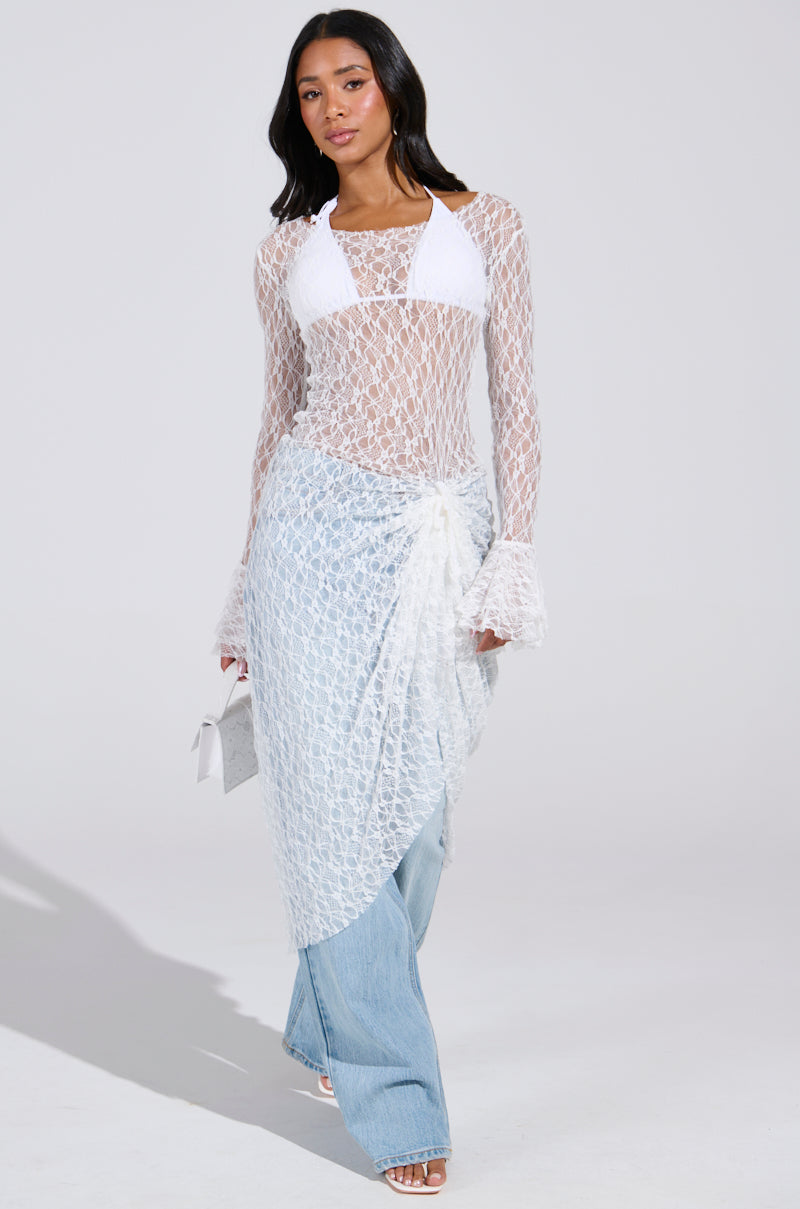 LILY LACE BLOUSE IN WHITE