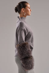 TOUCH ME SWEATER WITH FUR CUFFS