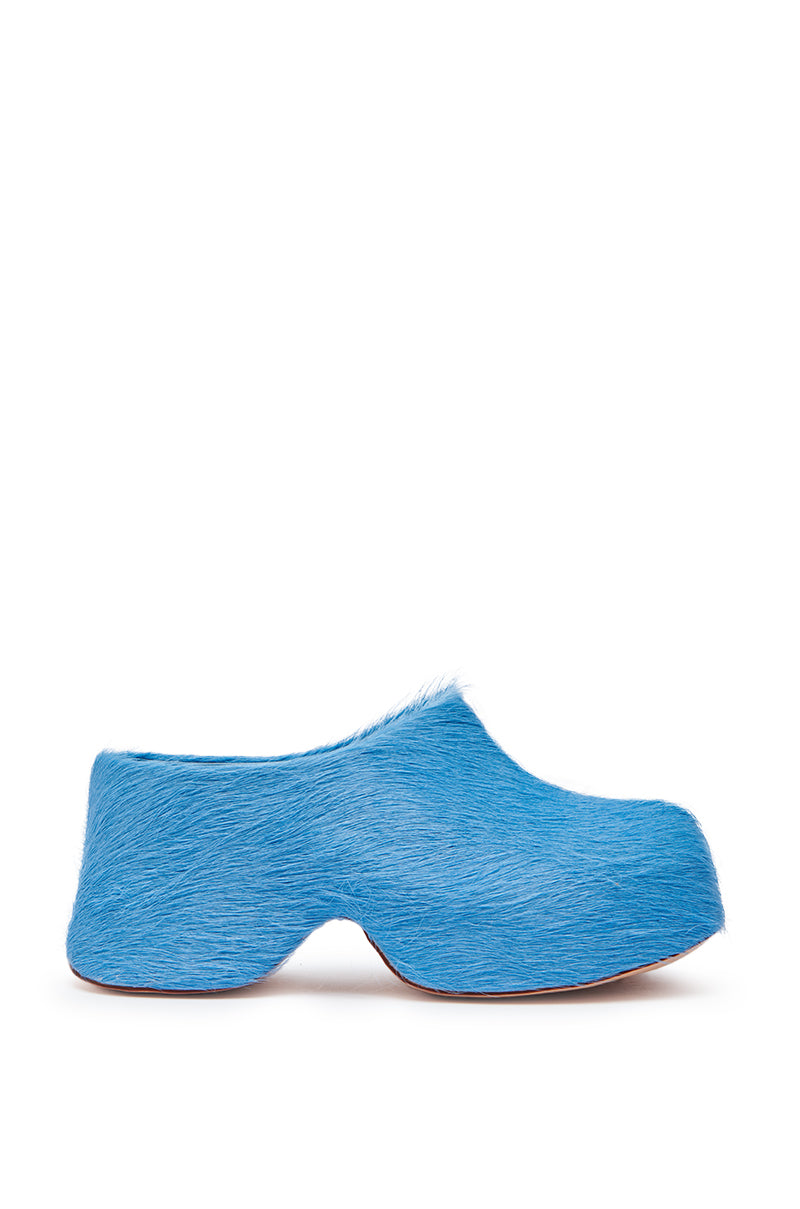 AZALEA WANG LEESHA BLUE PONY HAIR CHUNKY CLOG
