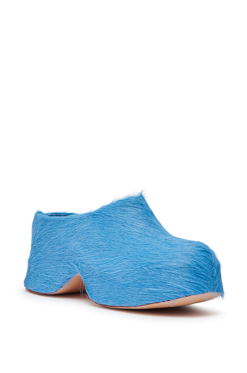 AZALEA WANG LEESHA BLUE PONY HAIR CHUNKY CLOG