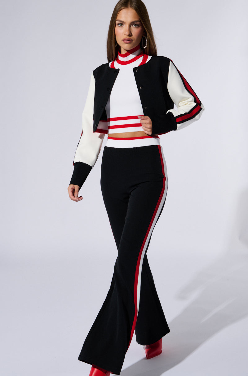 RAYE CROPPED HALTER TOP