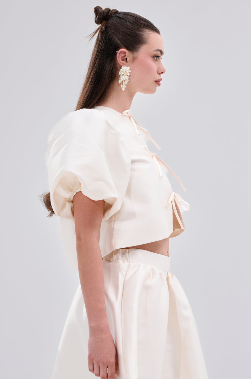 GIRL POWER CROP TIE FRONT TOP