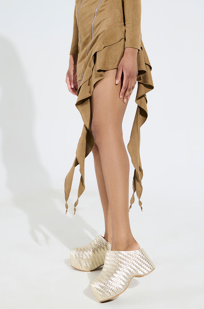 AZALEA WANG TEATREE GOLD WOVEN CLOG