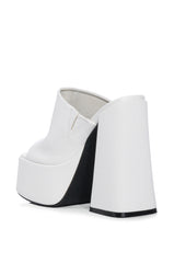AZALEA WANG SHEBA CHUNKY SANDAL IN WHITE