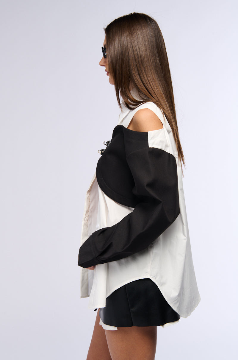 GIRLBOSS POPLIN BUTTON UP TOP