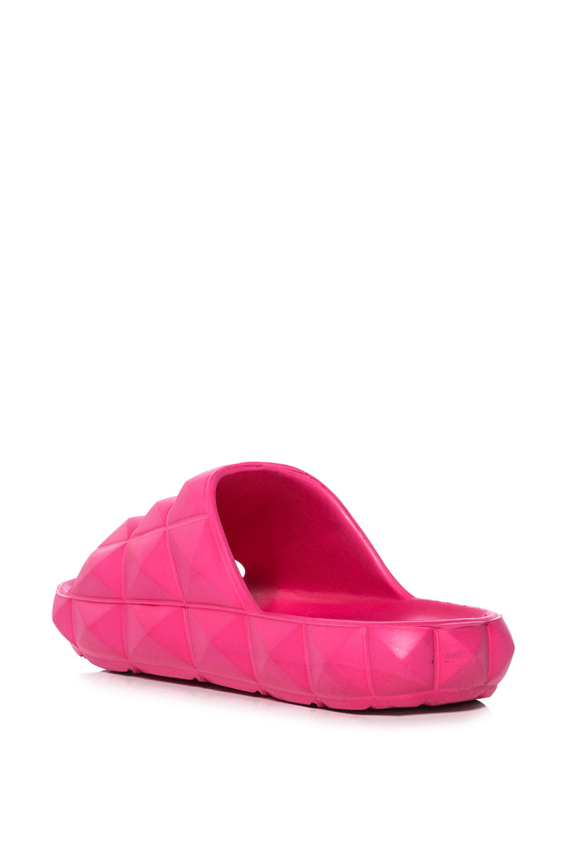 SERVING ROMA FUCHSIA SLIP ON SANDAL
