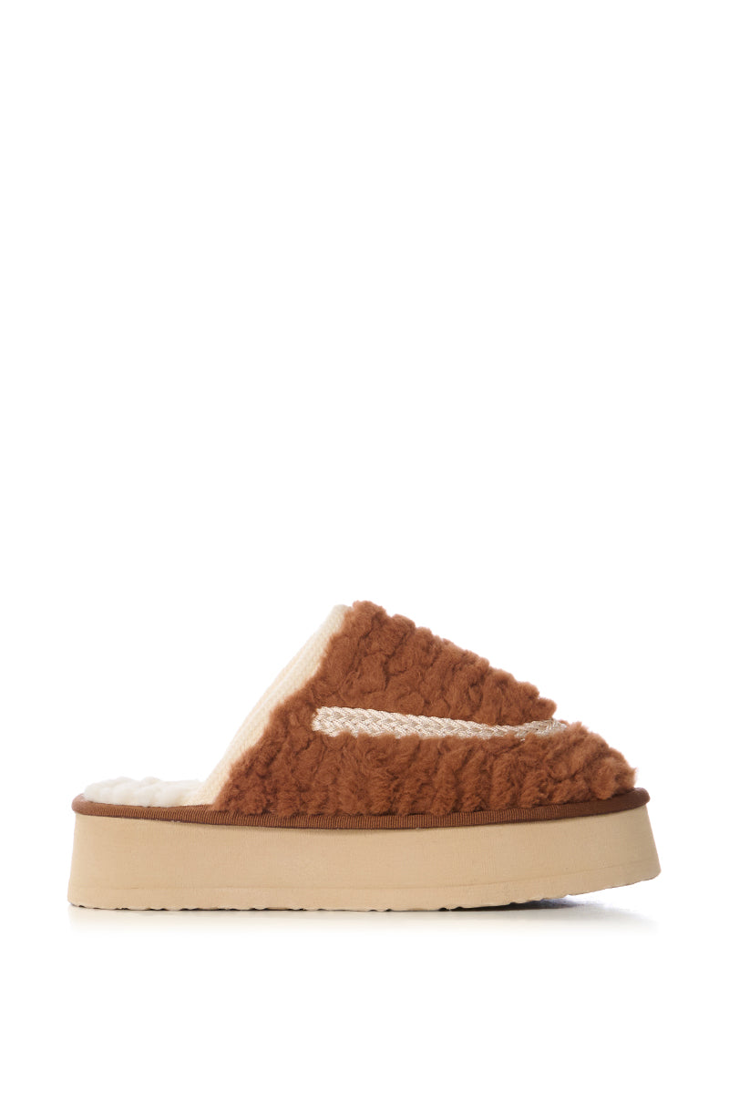 SOFTENER CAMEL FURRY SLIPPER